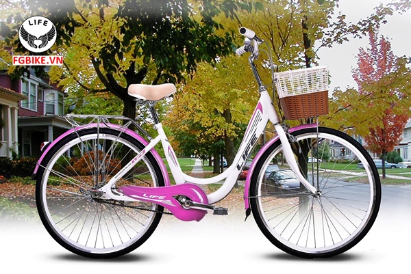 Xe đạp mini thường nhỏ gọn, dễ dàng di chuyển và vô cùng tiện lợi cho những chuyến du lịch. Dù là loại xe năng động hay nghệ thuật, chúng đều thật đáng yêu và đáng để bạn xem qua.