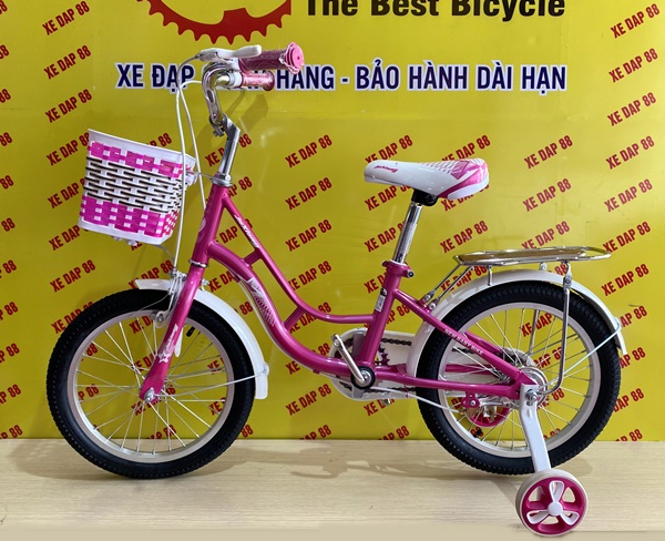 Xe đạp trẻ em JSX 001: Với thiết kế chắc chắn, bền bỉ và đầy màu sắc, chiếc xe đạp JSX 001 là sự lựa chọn tuyệt vời cho bé yêu của bạn. Chiếc xe này không chỉ giúp bé rèn luyện sức khỏe mà còn giúp bé tăng cường thêm sự tự tin khi tham gia các hoạt động ngoài trời.